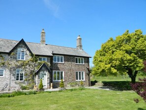 Exterior - Victorian Cottage Overlooking the Plym Valley (Plymouth)