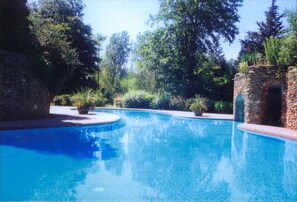 Indoor pool, outdoor pool - Lakeview Cottage (Ivybridge)