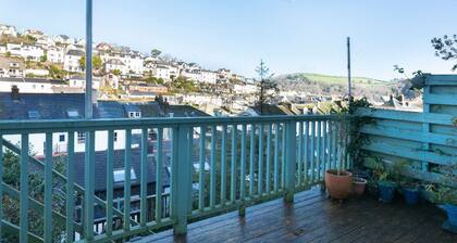 Central Dartmouth Townhouse