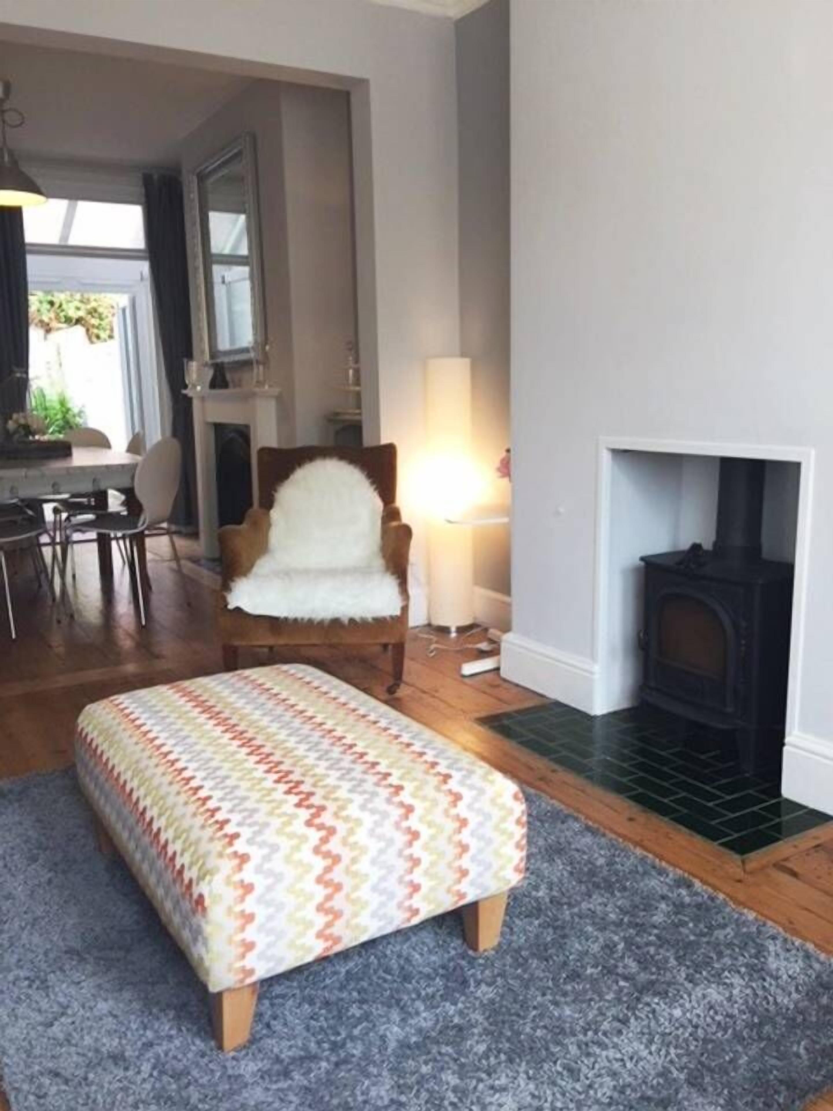 4 bedrooms, desk, iron/ironing board, free WiFi