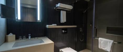 Kamar mandi difabel