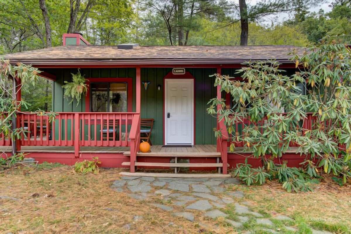 Laurel Cottage (Pet Friendly) | Terrace/patio