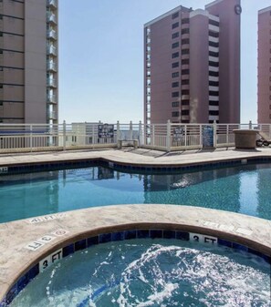 Outdoor pool, a heated pool - Beach/Shopping/ Relaxation (Myrtle Beach)