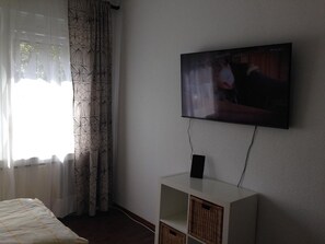 1 間睡房、上網