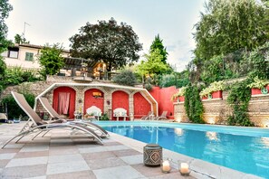 Udendørs pool