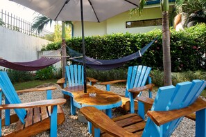 Property grounds -  Only 350 meters from Tamarindo beach and downtown. In quiet and safe area.  (Tamarindo)