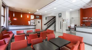 Lobby sitting area - Hôtel Concorde (Lourdes)
