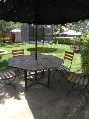Terrace/patio - Sadybech Hotel (Siaya)