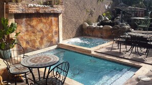 Property grounds - One32 Guest House (Kingston)