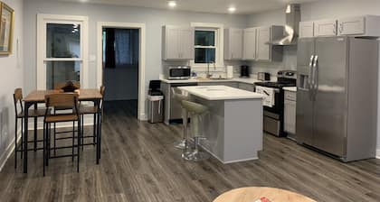 ALTO ESTILO, felpa Midtown Duplex en Overton Square