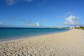 Beach - Bella Constantina Villa In Anguilla. Modern Design With Breath-Taking View (Elsie Bay)