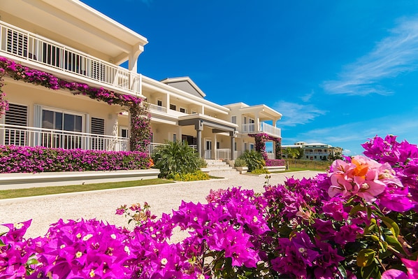 Exterior - Bella Constantina Villa In Anguilla. Modern Design With Breath-taking View (Elsie Bay)