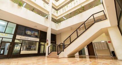 Tranquil King David Apartment with Free Parking