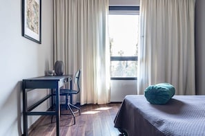 1 chambre, fer et planche à repasser, lit parapluie, Wi-Fi