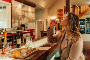 Bar (in der Unterkunft)