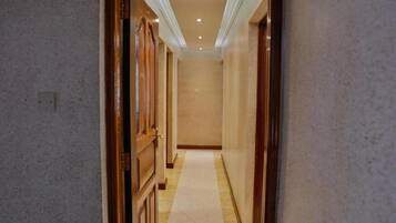 Apartment, 2 Bedrooms | Interior