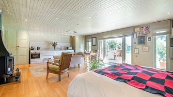 1 bedroom, free WiFi, bed sheets, wheelchair access