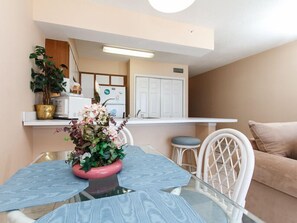 Condo - Emerald Twrs West 3003 by Brooks and Shorey Resorts (Fort Walton Beach)