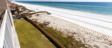 Condo | Beach | On the beach, rowing, fishing