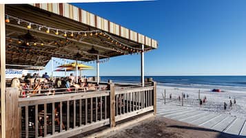 Condo | Beach | Beach nearby