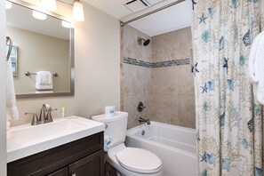 Apartment | Badezimmer | Haartrockner