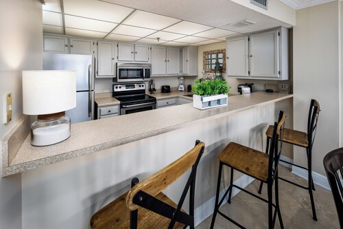 Gulfside 302 by Brooks and Shorey Resorts