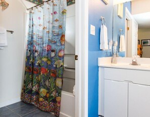 Condo | Bathroom | Hair dryer - Emerald Towers West 1003 - Sandy Toes (Fort Walton Beach)