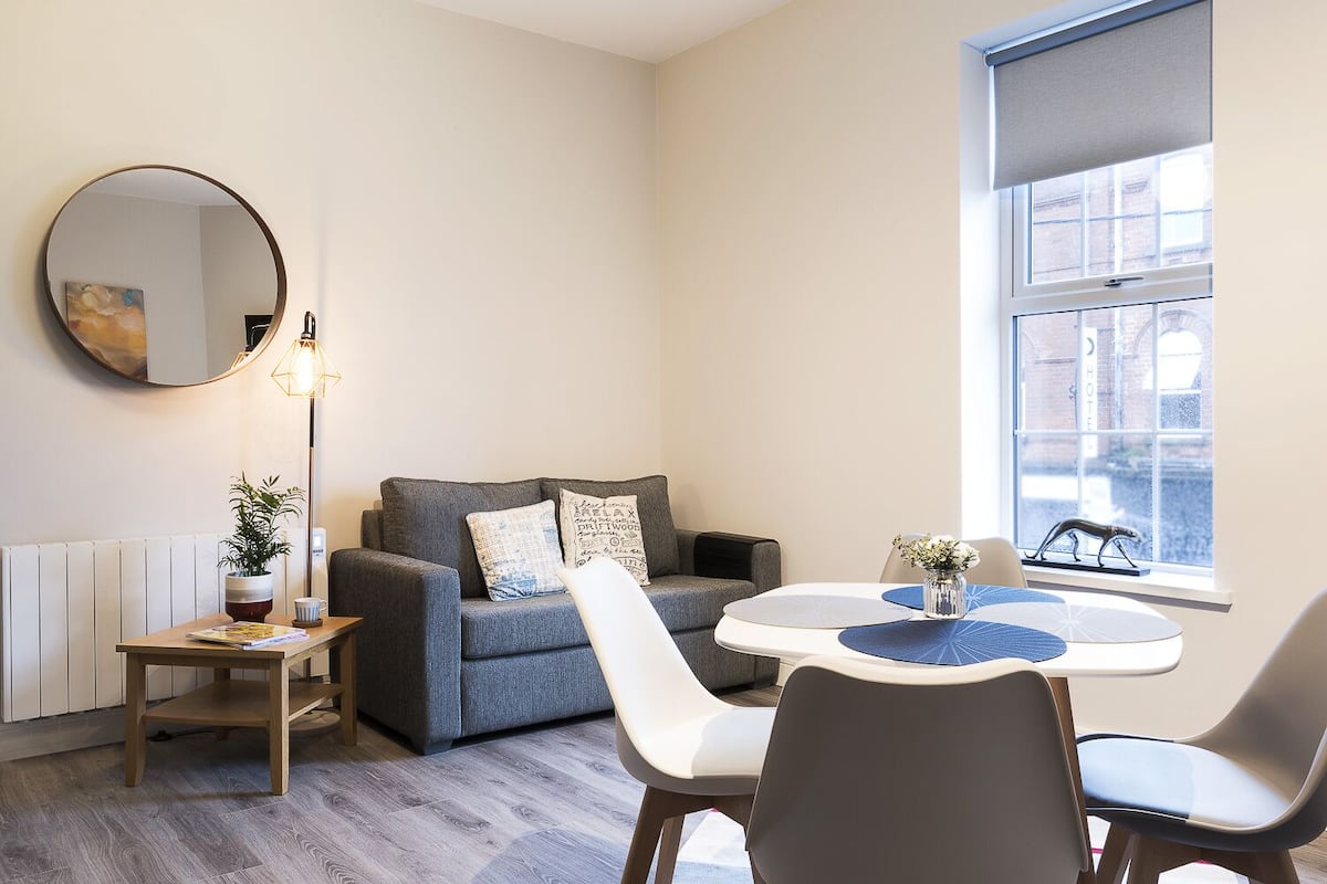 Standard Apartment, Ensuite (1 Bedroom) | Interior
