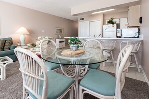 Condo | Restaurantes