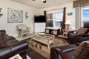 Lägenhet | Vardagsrum | Tv