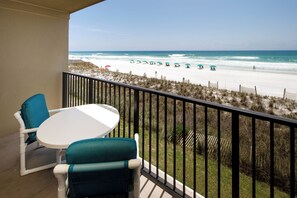 Condo | Interior - Emerald Towers West 2004 - Palms & Paradise (Fort Walton Beach)