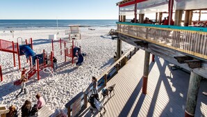 Am Strand, Rudern/Kanufahren, Angeln