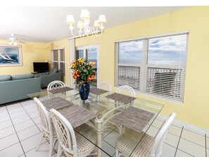 Dining - Islander 4007 - Sands of Serenity (Fort Walton Beach)
