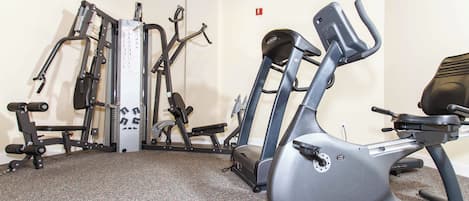 Condo | Fitness facility