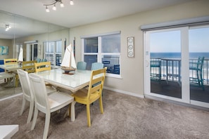 Interior - Islander 6004 by Brooks and Shorey Resorts (Fort Walton Beach)