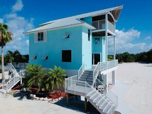 Exterior - Beach Getaway in the Florida Keys (SUGARLOAF KEY)