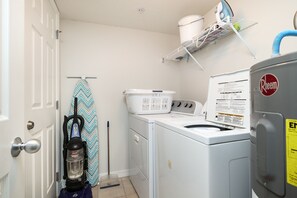 Condo (Gulf Dunes 416 by Brooks and Shorey R) | Laundry - Gulf Dunes 416 - Ocean's Edge (Fort Walton Beach)