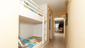 Unclassified image, 4 of 234, button - Gulf Dunes 402 - Palm Haven (Fort Walton Beach)