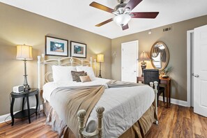 Condo | Interior - Summerlin 502 - Palm Bay Villa (Fort Walton Beach)