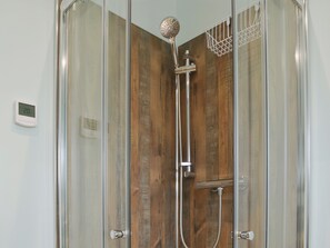 Towels - 4 bedroom accommodation in Driffield, near Bridlington (Driffield, near Bridlington)