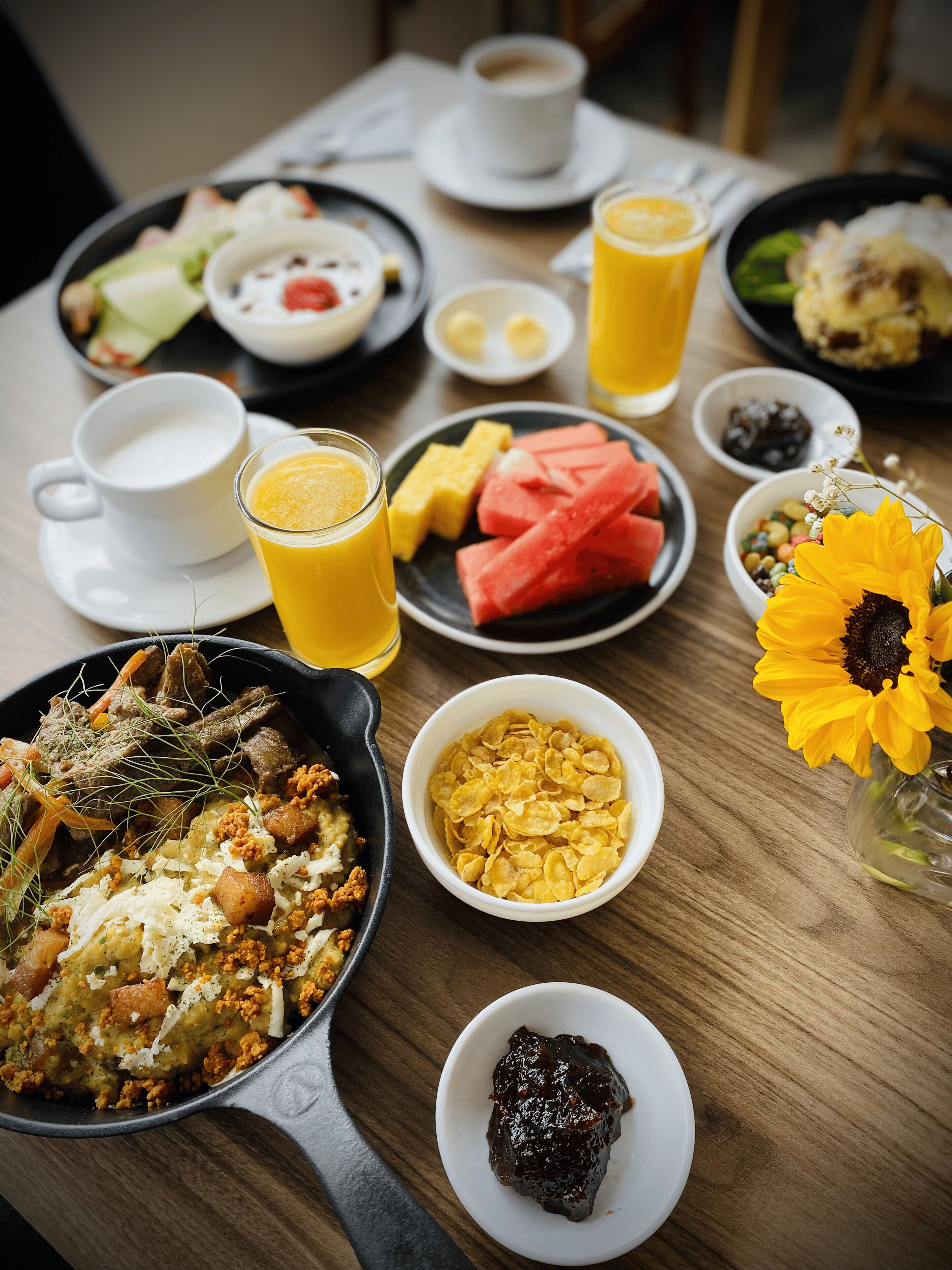 Desayuno buffet diario (USD 12.5 por persona)