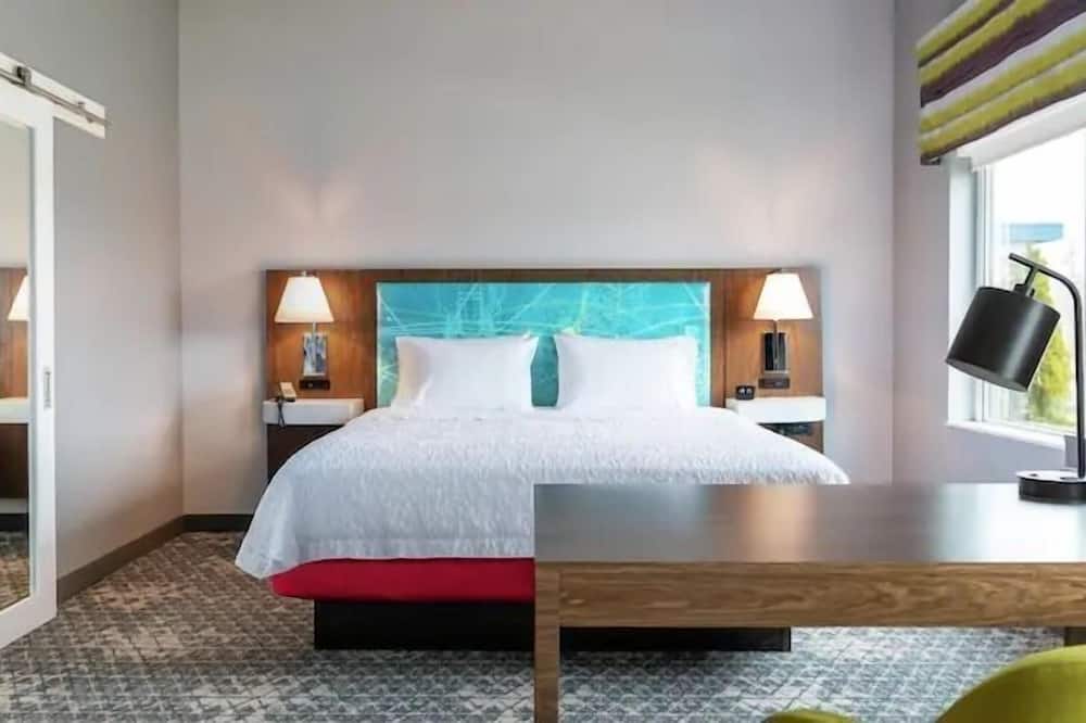 Hampton Inn & Suites by Hilton Edmonton St. Albert