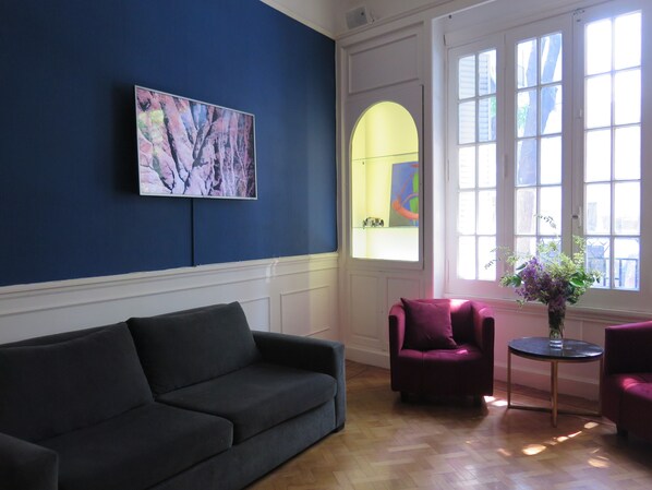 TV, stereo, offices - Embassy Palermo Cool & Vintage (ABU)