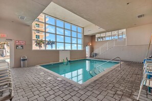 Pool - BEACH FRONT | Zero Entry Pool, Indoor Pool, Hot Tub, Sauna, Fitness, Wifi, BBQ (Gulf Shores)