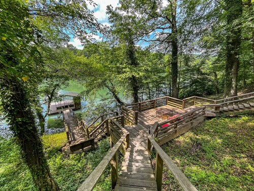 Reel Comfort Cabin ~ on the Little Red River
