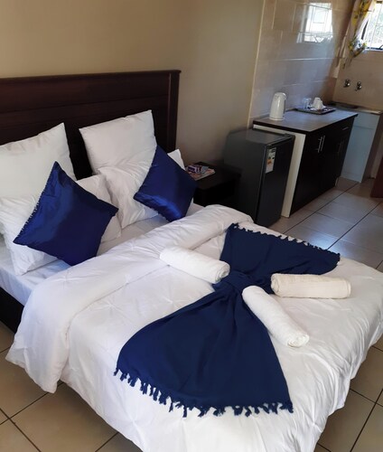 Fully furnished rooms for short stay, Pretoria