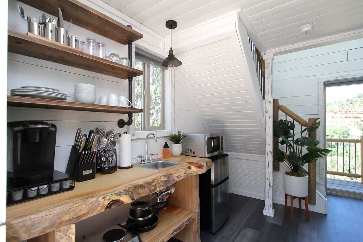 Fridge, microwave, stovetop, coffee/tea maker