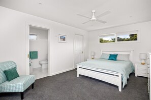 4 habitaciones, escritorio, tabla de planchar con plancha y wifi gratis 