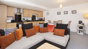 Smart TV, DVD player - The Abbott's Chambers (York)