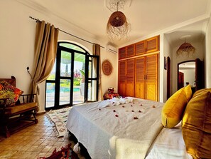 4 habitaciones, wifi gratis y ropa de cama 
